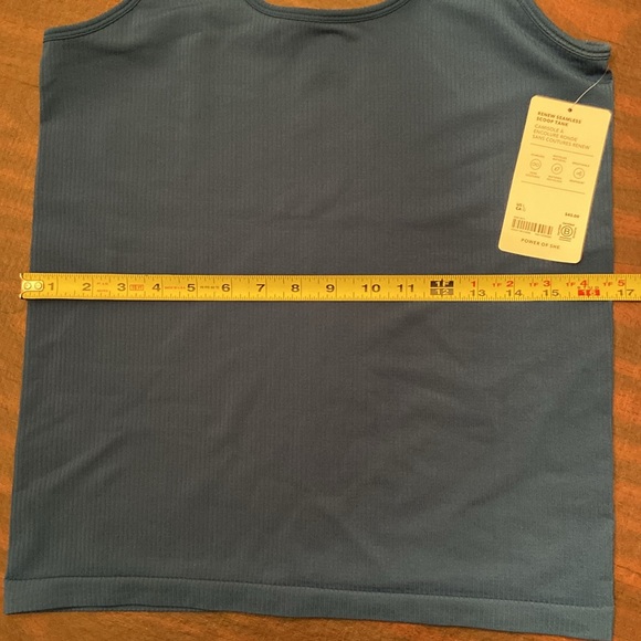Athleta Renew Seamless Scoop Tank Teal blue NWT size large - Picture 4 of 5